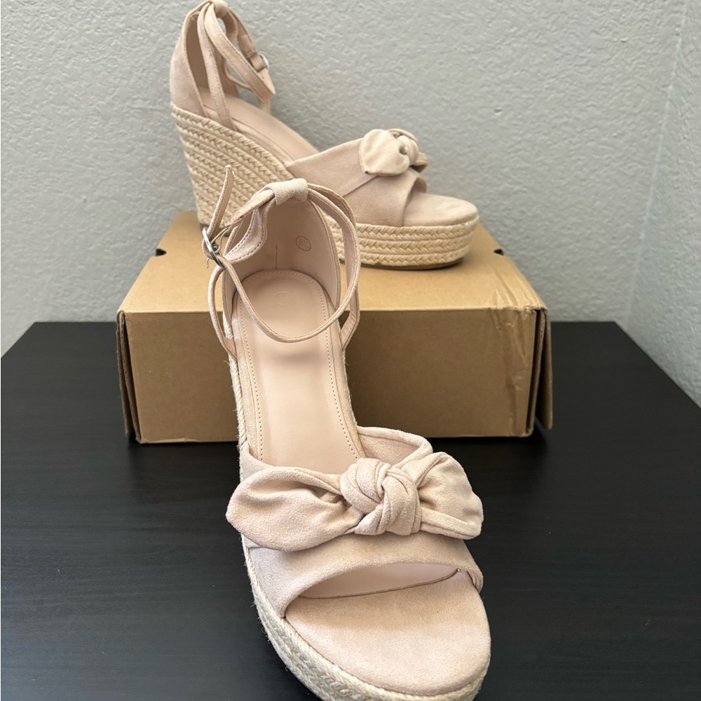 Women’s Beige Knot Espadrille Wedge Sandals